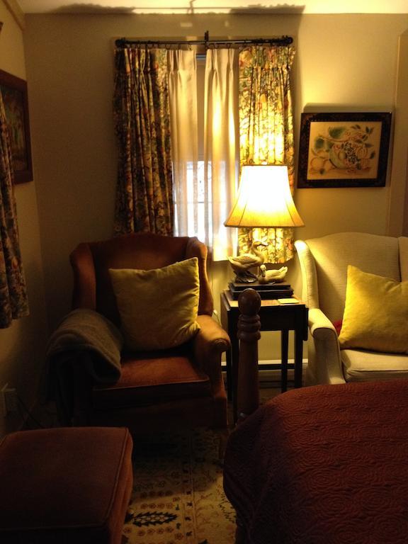 Rogers And Brown House B&B Ipswich Room photo